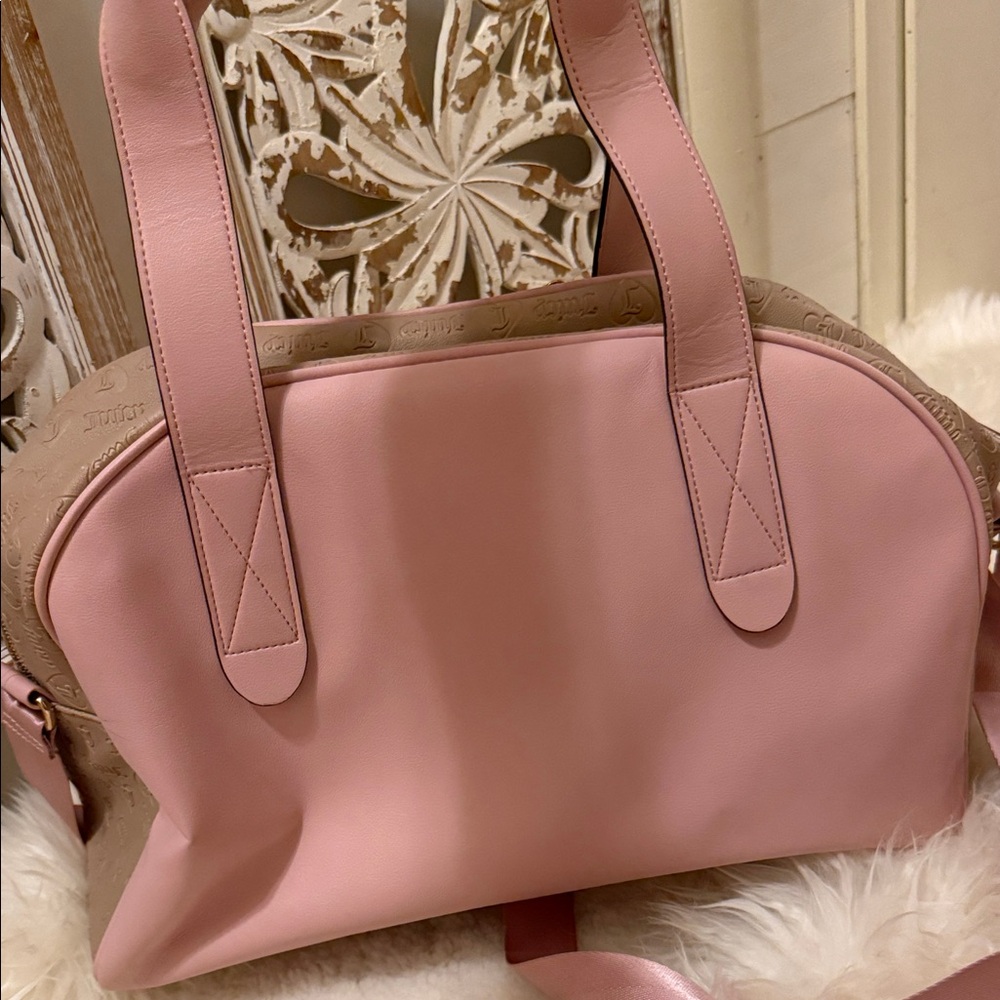 Juicy Couture Beige and Pink Logo Travel Duffle - Picture 5 of 10